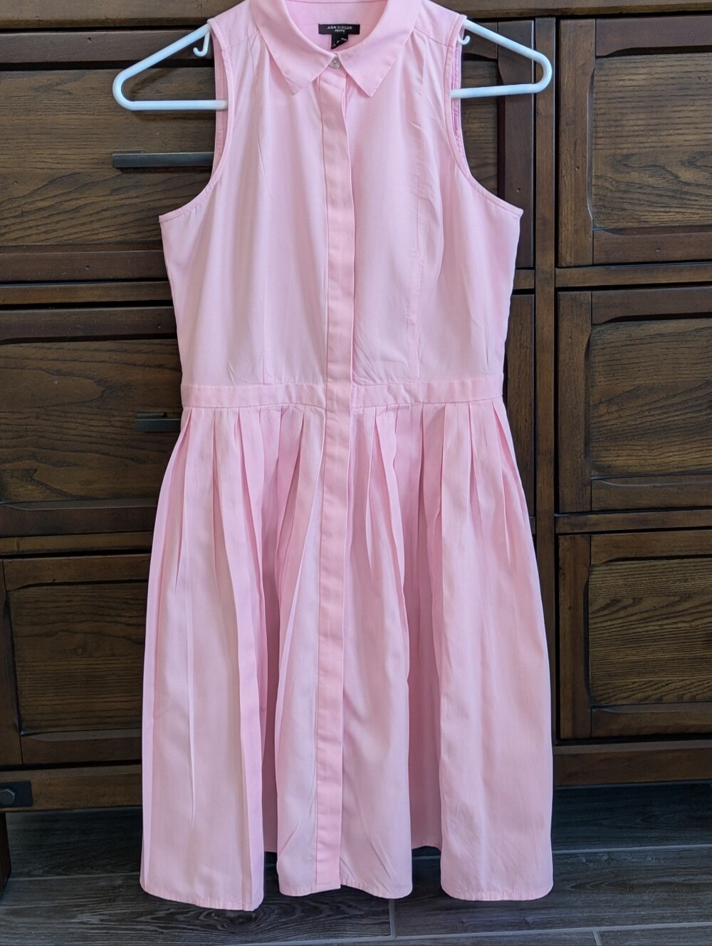 Ann Taylor; Size 0 Petite PINK